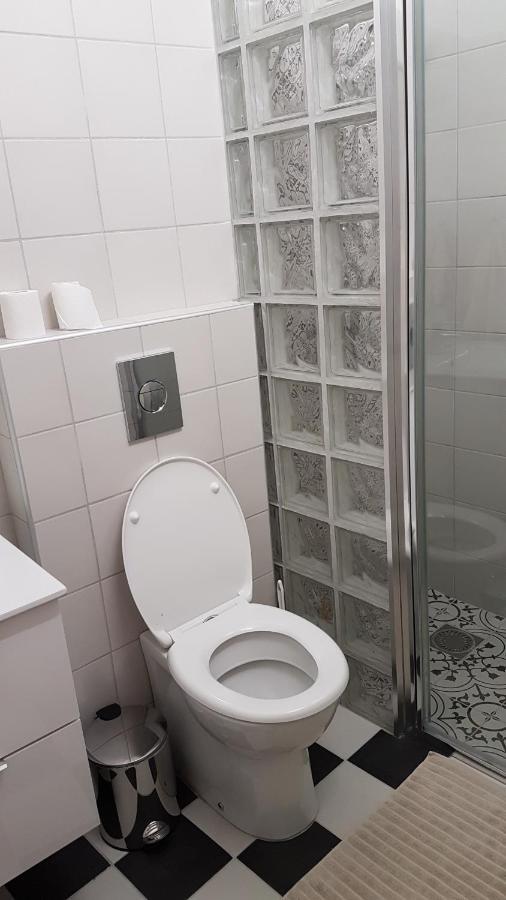 דירות ורבאניה Eliya'S Place מראה חיצוני תמונה