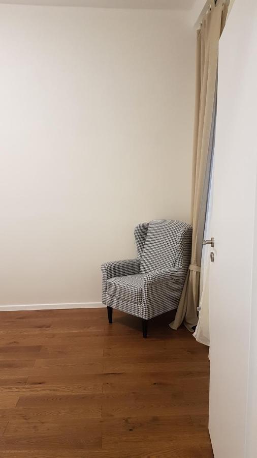 דירות ורבאניה Eliya'S Place מראה חיצוני תמונה